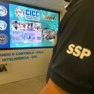 Centro Integrado de Comando e Controle acompanha em tempo real Lavagem de Itapuã