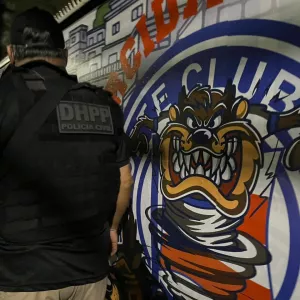 Operação Bandeira Branca prende sete investigados por ataque de torcida organizada em Salvador