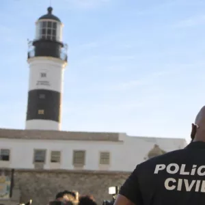 Irmãos investigados por roubo contra turista argentina são presos em Salvador