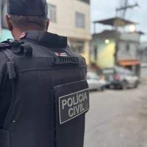 Policial 