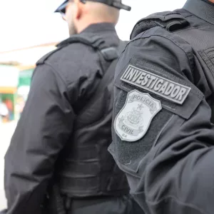 Policiais 