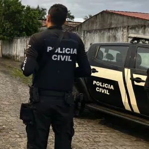 Polícia