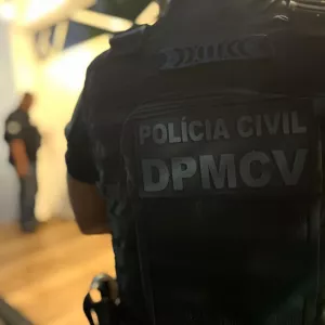 Polícia 