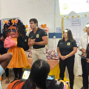 Polícia Civil na escola