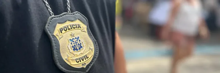 O homem obrigou a ex-companheira a retirar a ocorrência na delegacia