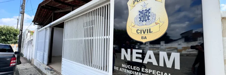 A unidade especializada conta com sala de acolhimento, brinquedoteca e atendimento psicossocial