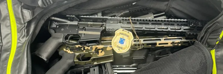 Armas apreendidas na delegacia