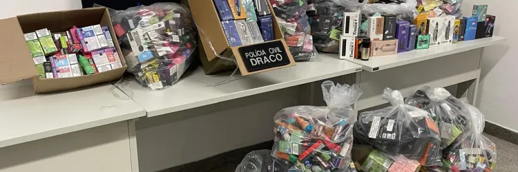 Cigarros apreendidos na operação