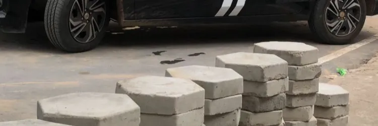 Viatura com as pedras roubadas