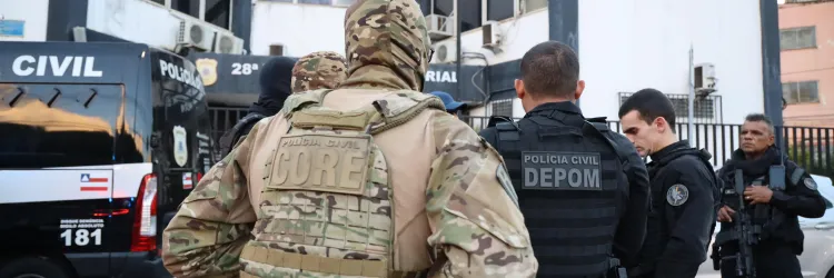 A Ação prendeu seis suspeitos e apreendeu materiais ilícitos