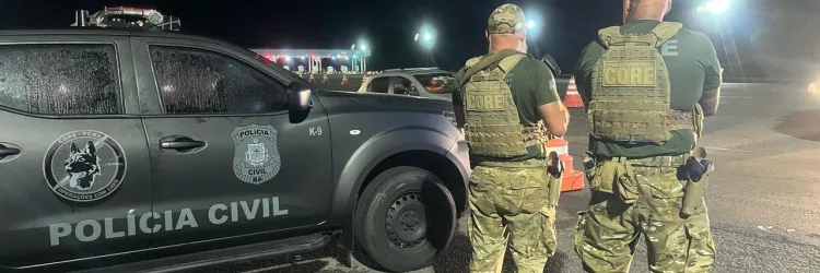 Polícia Civil realiza bloqueios na BR-324 para combater o crime organizado