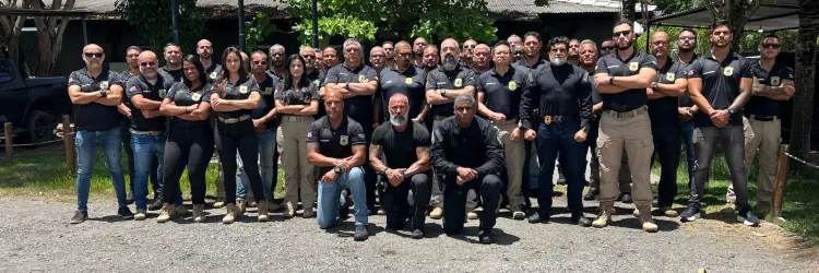 Policiais civis passam por treinamento de uso diferenciado da força com dispositivos eletrônicos de controle