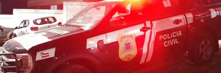 A vítima foi agredida fisicamente e jogada viva numa fogueira 