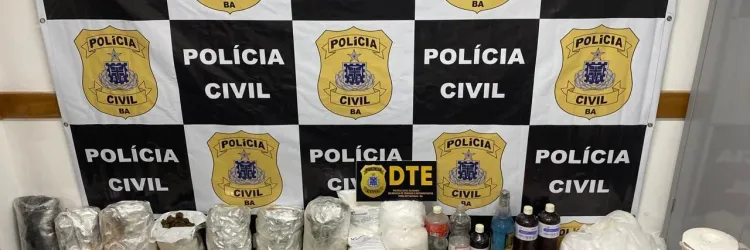 Durante o cumprimento de mandado de busca e apreensão um suspeito foi preso em flagrante