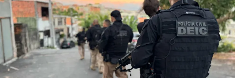 Integrantes de um grupo criminoso de Salvador e mais três municípios são alvos de mandados judiciais