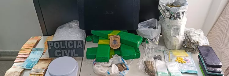 Dupla é flagrada em Ilhéus com drogas prontas para a venda