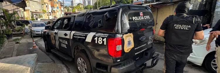 Policiais em ação