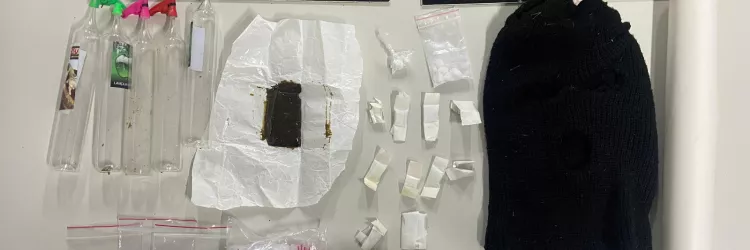 Homem é preso em flagrante por tráfico de drogas em Feira de Santana