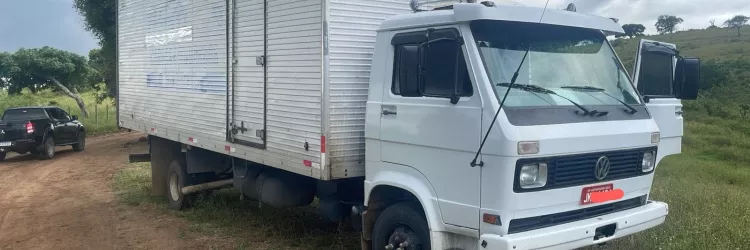 Caminhão roubado em Feira de Santana é recuperado pela Polícia Civil