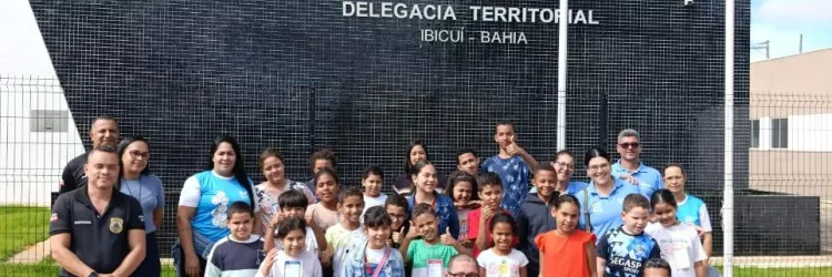 Crianças e adolescentes visitam Delegacia Territorial de Ibicuí