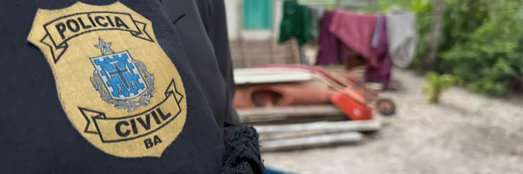 O carro também apresentava adulteração de sinais identificadores