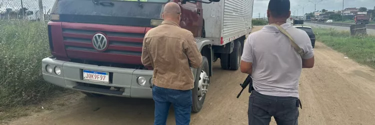 Caminhão apreendido