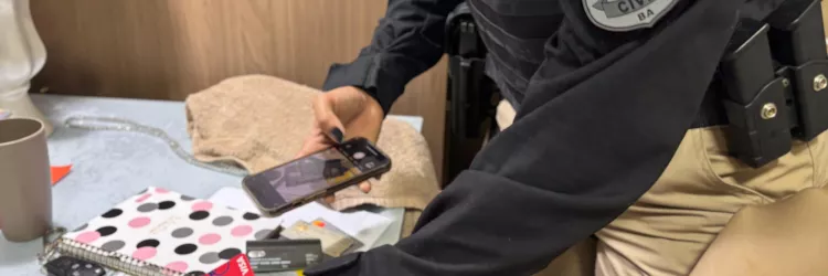 Ex-servidora da Hemoba é presa por desviar mais de meio milhão de reais