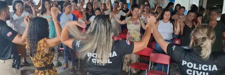 Polícia Civil em Santa Maria da Vitória participa de ação educativa sobre combate à violência e discriminação