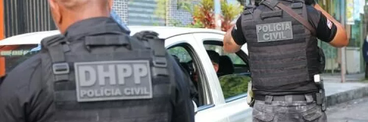 Policiais em ação