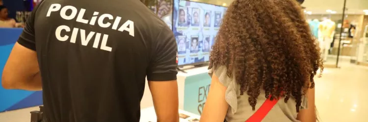 Polícia 