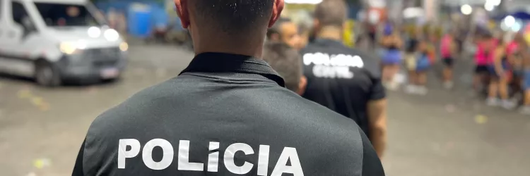Polícia 