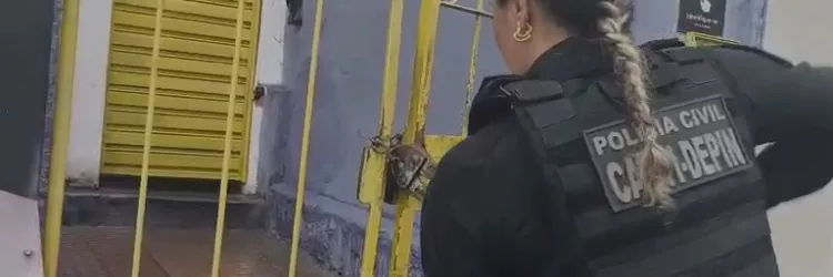 A ação da Polícia Civil cumpre mandados por tortura, peculato, estelionato e lavagem de capitais