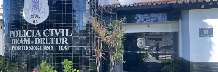 Mulher investigada por furtos em pousada é presa em Santa Cruz Cabrália