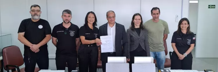 Polícia Técnica recebe equipamentos doados pela Receita Federal 