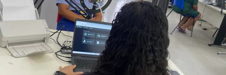 Polícia Técnica emite a Nova Carteira de Identidade Nacional durante ação no Colégio da Polícia Militar