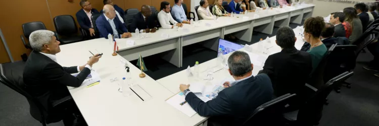 Reunião com governador, secretários e prefeito de Itaparica