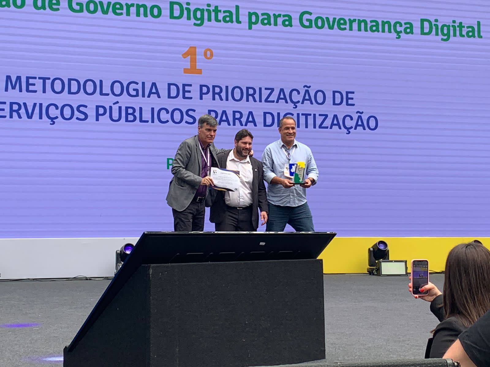 Secretaria da Administração e Prodeb ganham prêmio Governo Digital