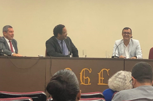 Prodeb marca presença em evento sobre governança de dados 