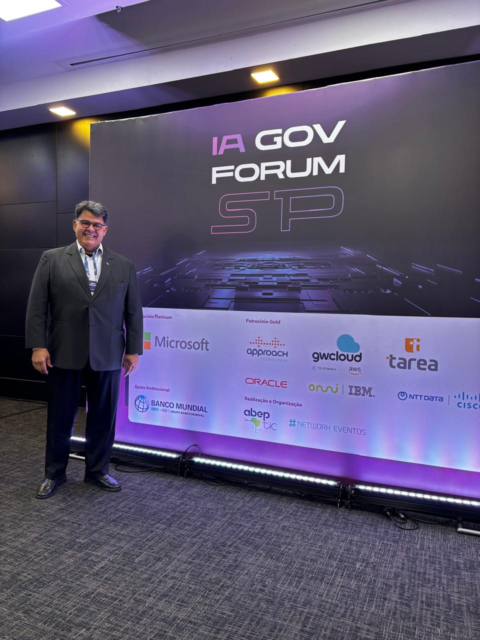 IA em alta no setor público! Prodeb marca presença no IA GOV Fórum Abep-TIC