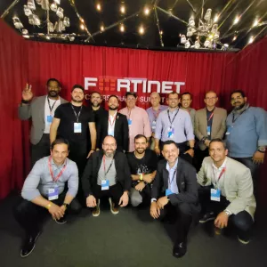 Prodeb marca presença na Fortinet Cybersecurity Summit 2023