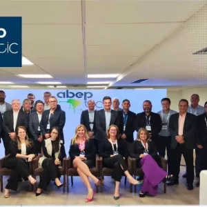 Prodeb participa do Fórum dos Diretores Técnicos e apresenta sua experiência com Downsizing Mainframe