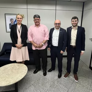 Equipe do Estônia Hub visita a Prodeb