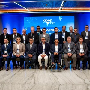 Prodeb participa de encontro para debater os rumos da TIC pública, em 2025, no âmbito dos governos e