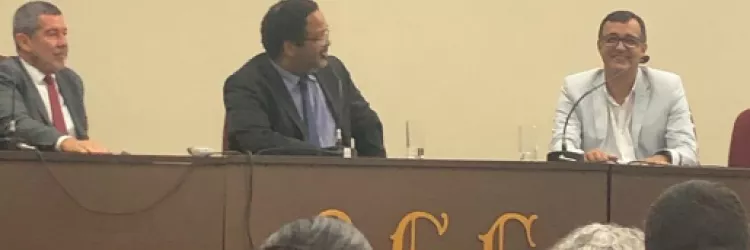 Prodeb marca presença em evento sobre governança de dados 