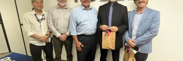 Prodeb recebe a visita do secretário Afonso Florence, da Casa Civil