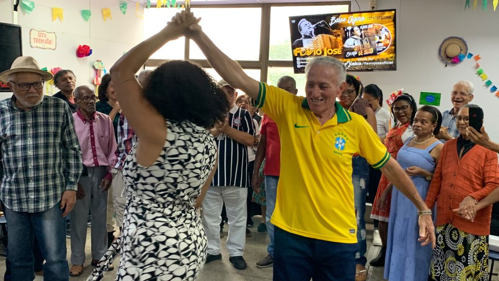 Arraiá do Creasi promove saúde, memórias afetivas e socialização