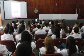noticias_cidadao_usuario_palestra_males_obesidade
