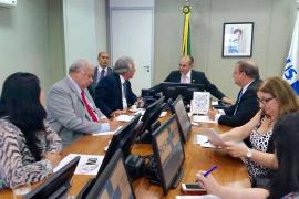 visita_ministro