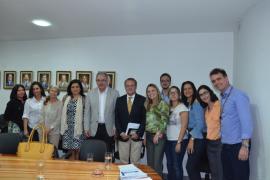 noticias_medicina_reuniao-reitor_-diretor_hgrs