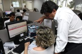 Em dia recorde de regulações, ministro conhece a Central Estadual de Regulação da Bahia (16)